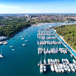 Ribarska Koliba 4* Pula